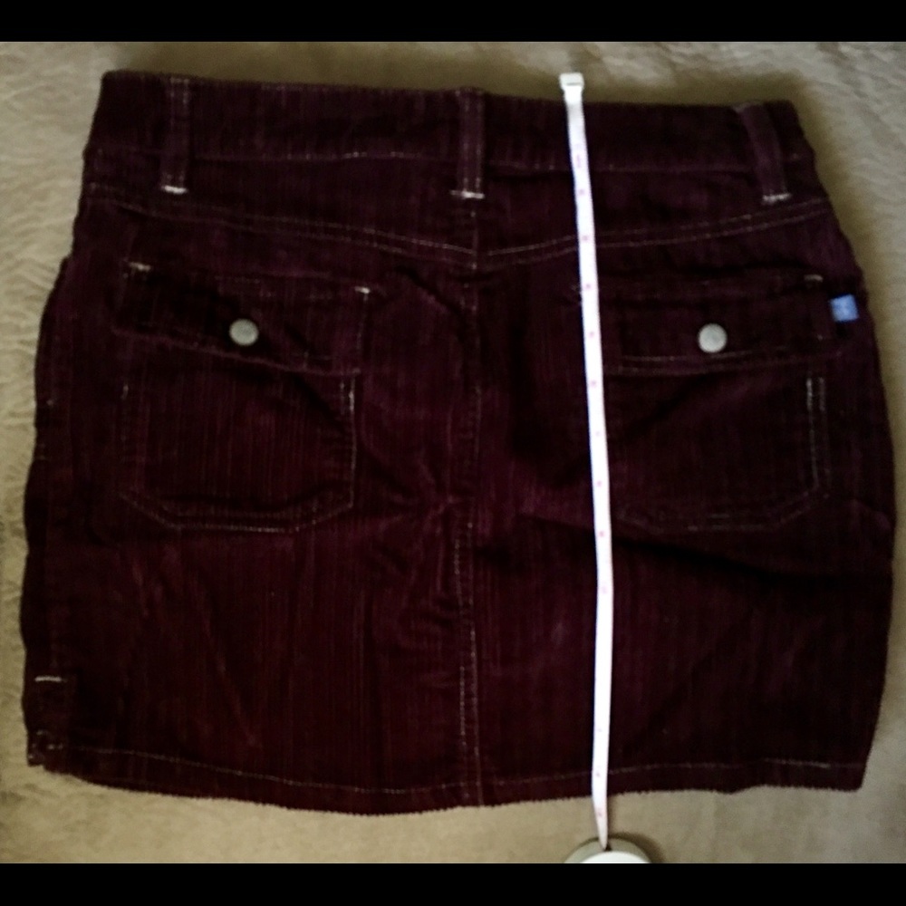 Mini skirt - Picture 2 of 4